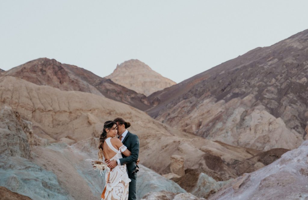 Death-Valley-Elopement-Wedding